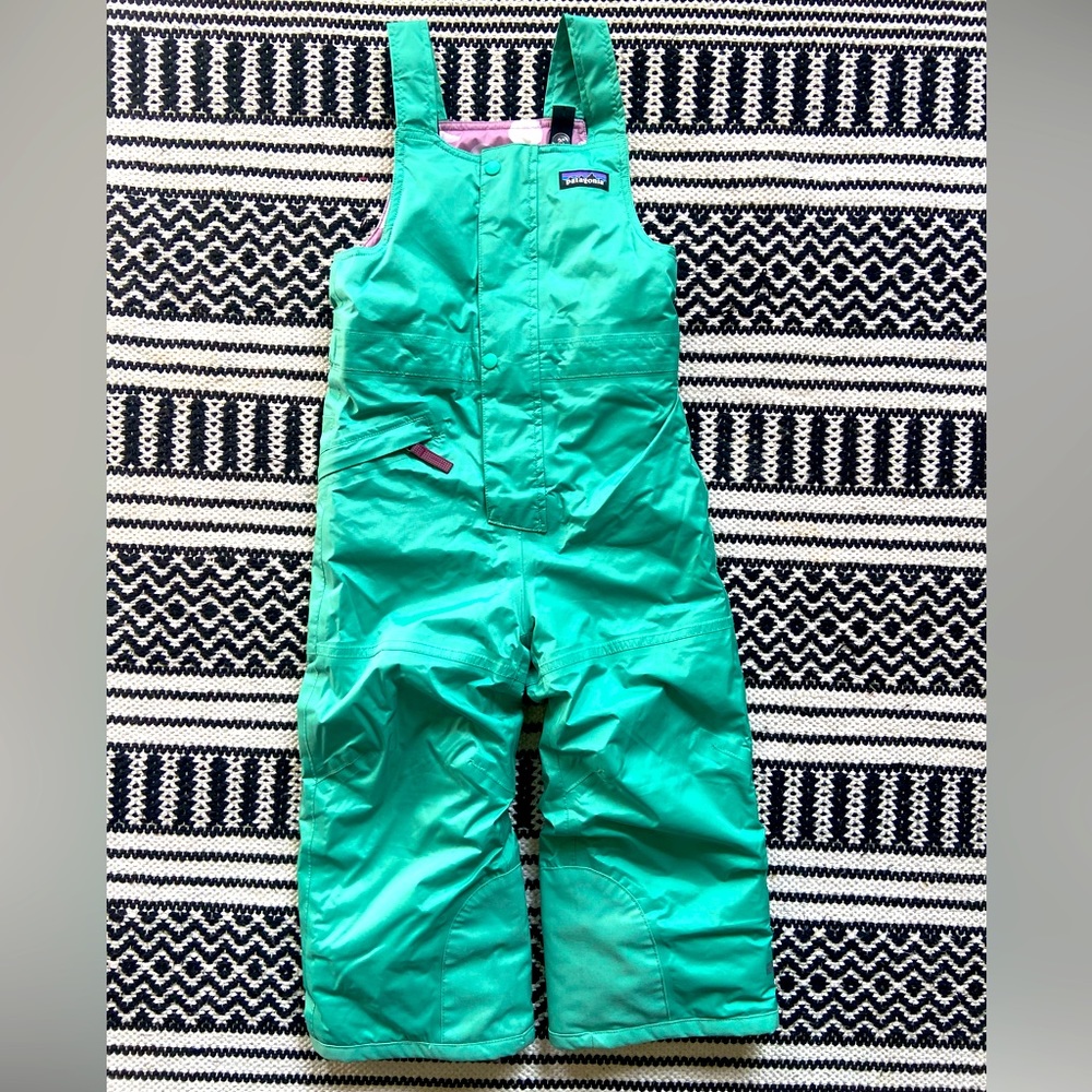 NWOT Patagonia girls Snow Bib size 4T